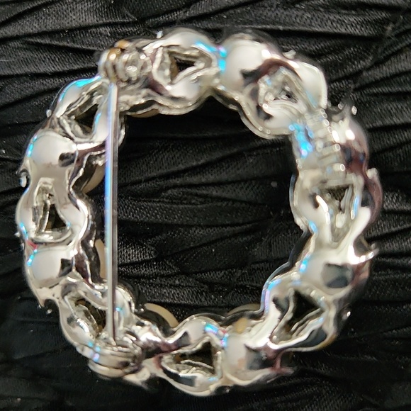 LISNER Vintage brooch circle of pearls, rhinestones. - Picture 6 of 10